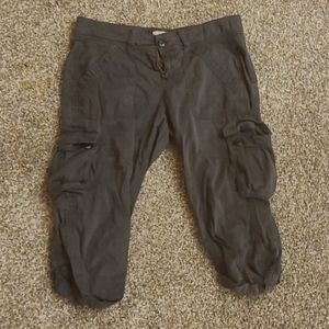 Cargo  Capri pants
